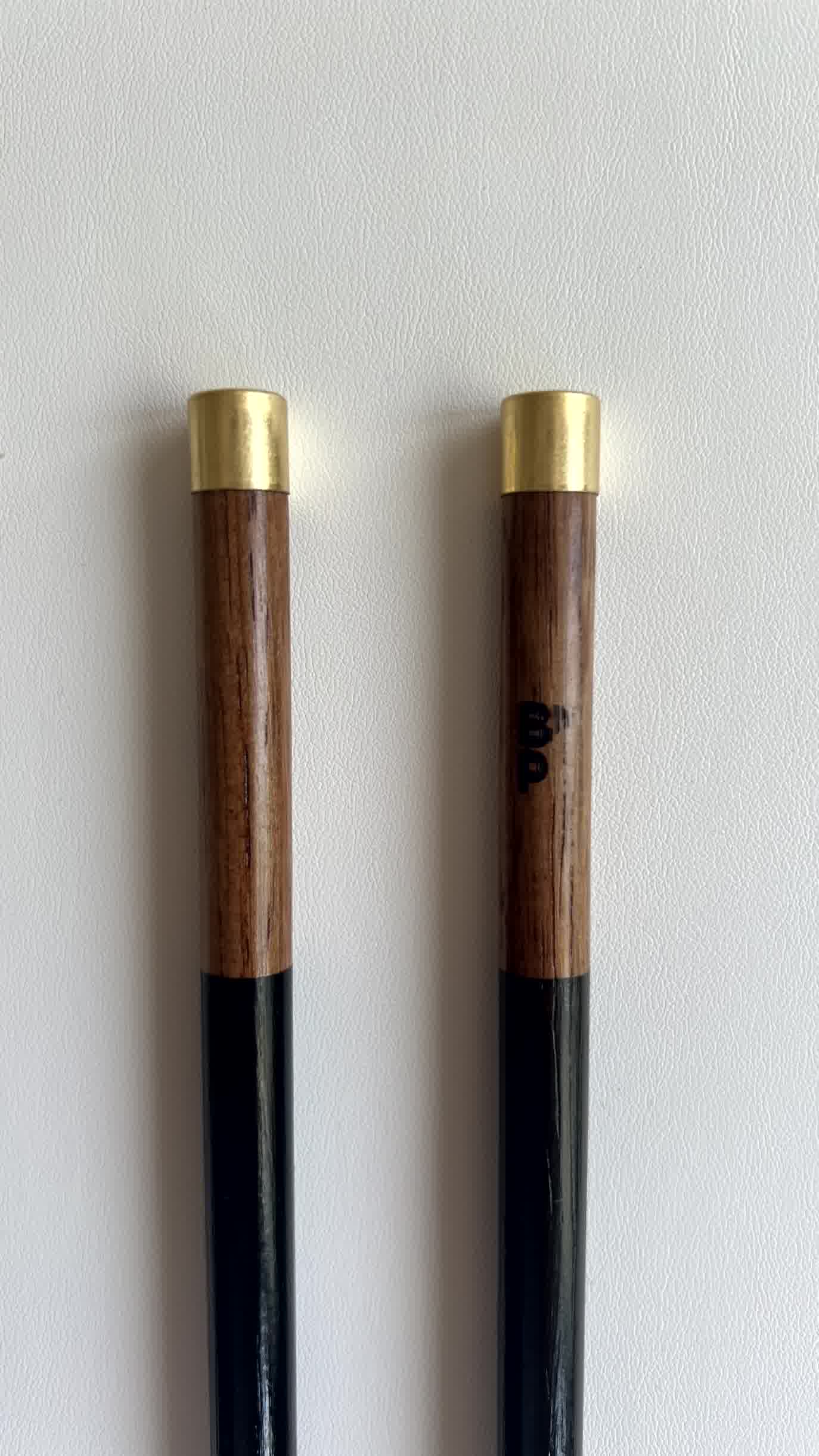 bespokepars-meisterstueck10-schwarz-rot-kappen