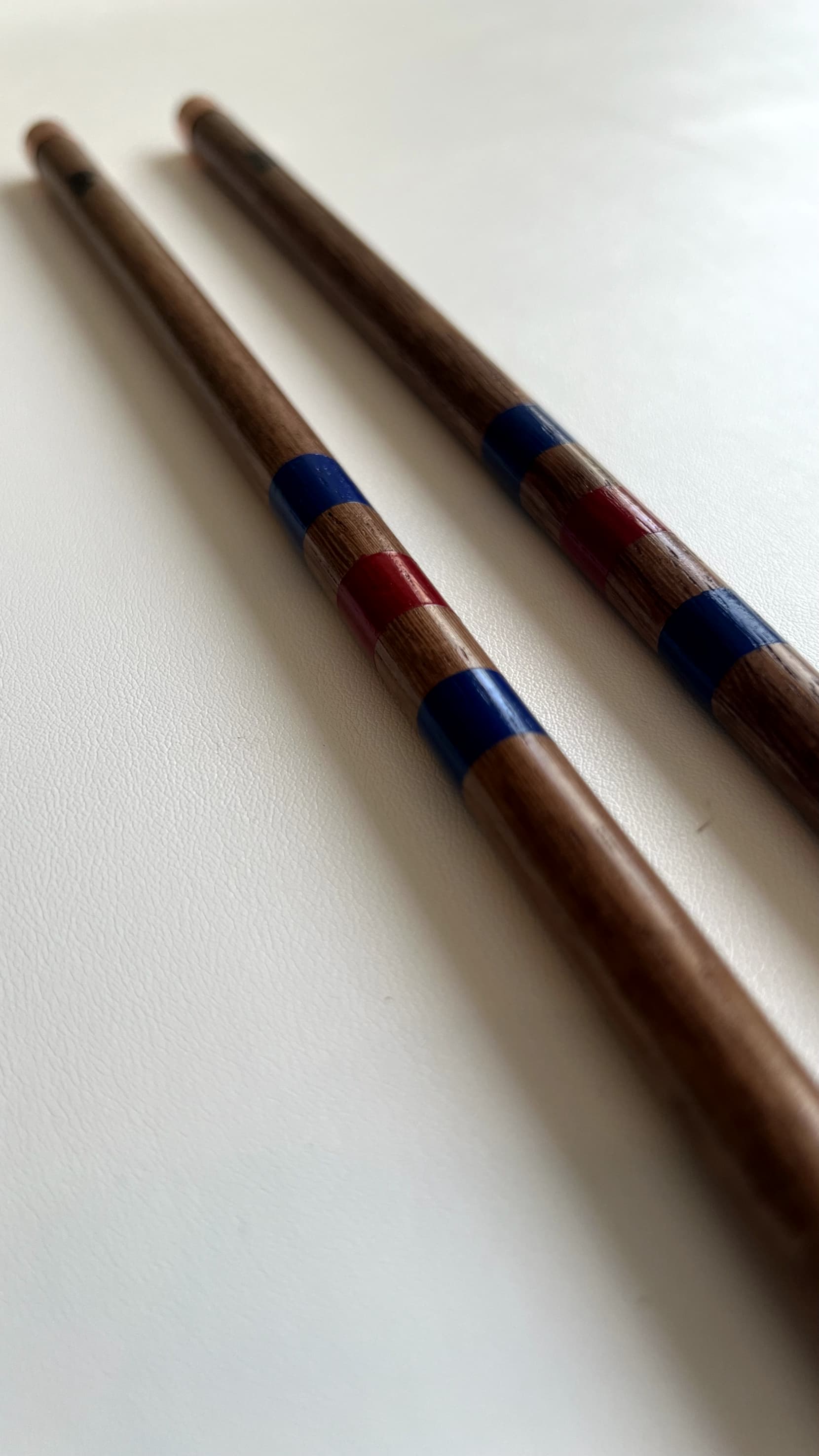 bespokepars-special-offer02-blau-rot-perspekive