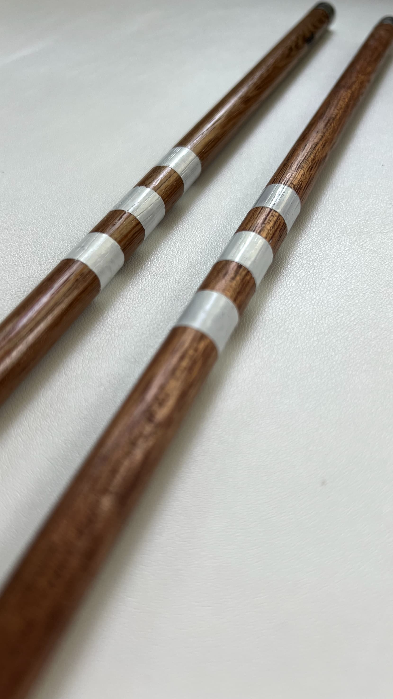 bespokepars-special-offer03-weiss-gestreift-perspektive